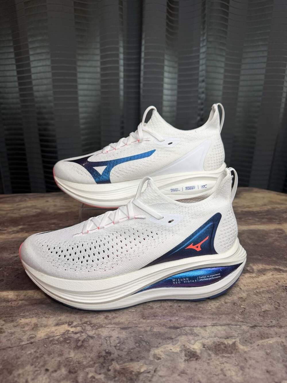 Women’s Mizuno Neo Vista 2.